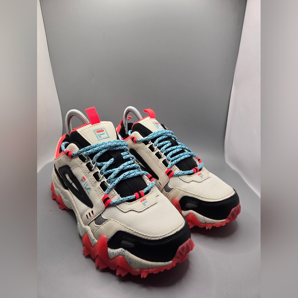Fila Trail Running Sneakers Women’s Size 7 White Black Red Blue Outdoor Shoes - Picture 1 of 9